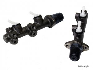 113-611-015 BD 113611015DB - MASTER CYLINDER (GOOD REPRODUCTION QUALITY) - STANDARD BEETLE 67-77 / GHIA 67-74 / THING 73-74 - SOLD EACH