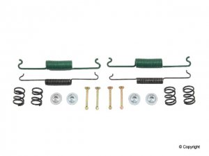 BRAKE HARDWARE KIT FRONT - STANDARD BEETLE 65-77 / GHIA 65-66