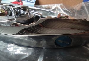 113-898-205 M (113898205M) NICE REPRODUCTION MADE IN CHINA - VERY NICE CHROME FINISH AND CASTING - KEYED ALIKE OUTER LOCKING DOOR HANDLES WITH KEYS - BEETLE 68-79 / GHIA 68-74 - SOLD PAIR