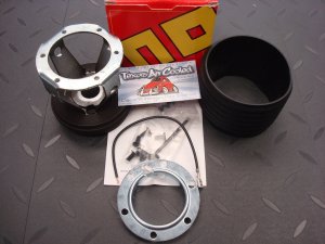 MOMO Hub Adapter, VW Beetle & Ghia up to 6/74